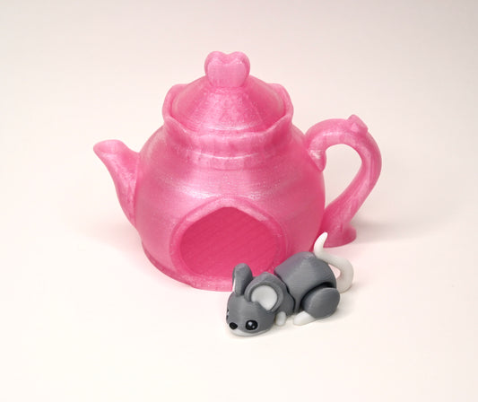 Teapot house with mouse